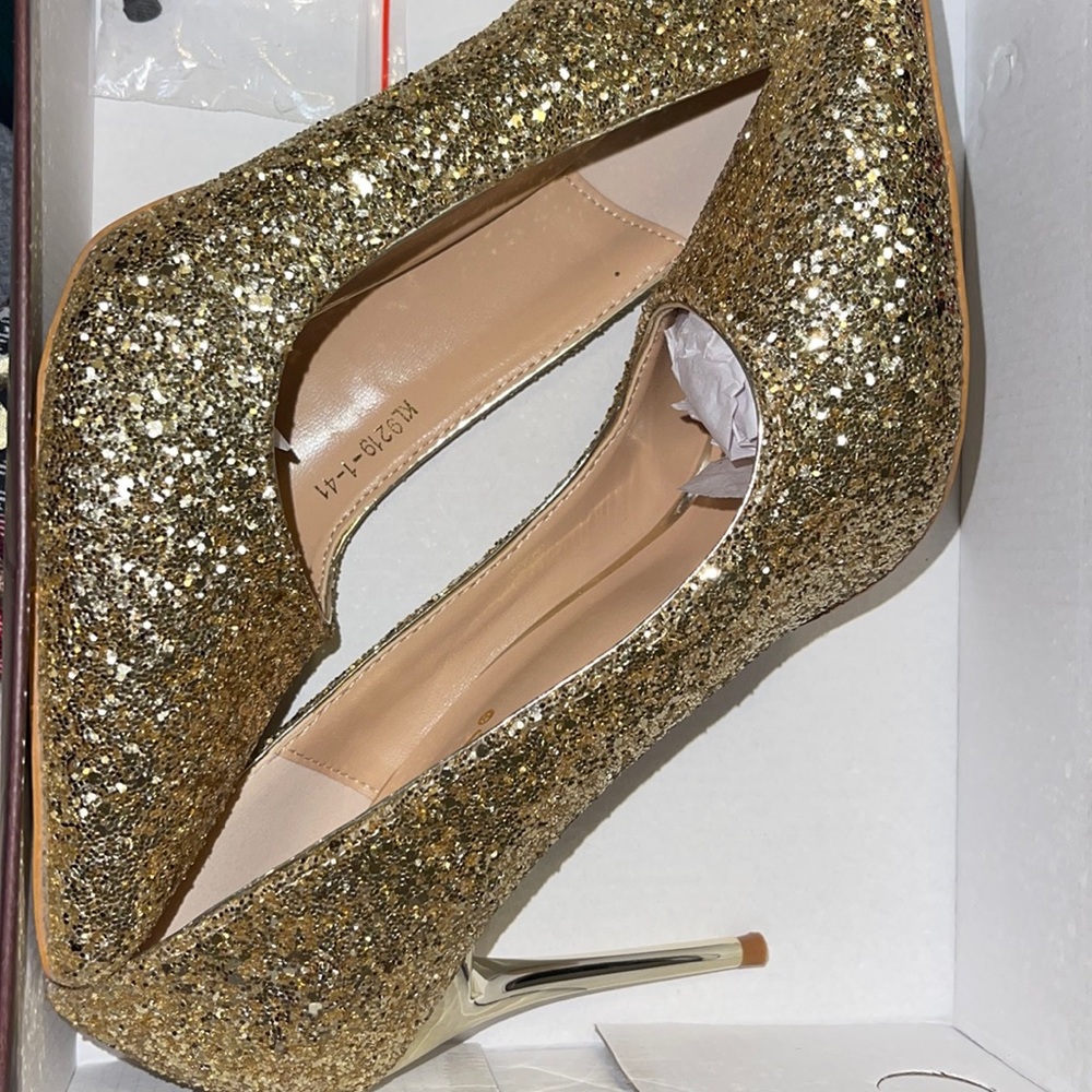 Big Tree Gold Sparkle High Heels